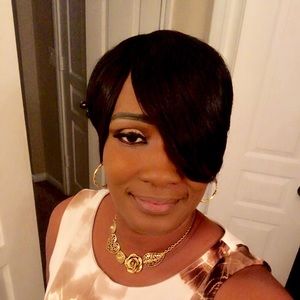 Meet your Posher, Jamesa